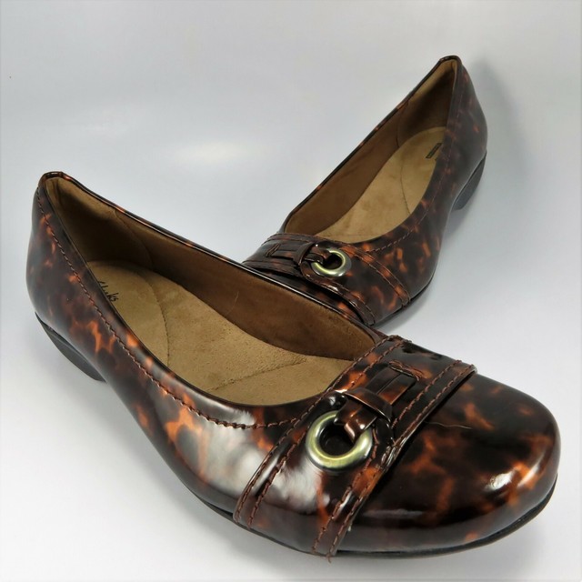 clarks women's book pump ballerina shoes