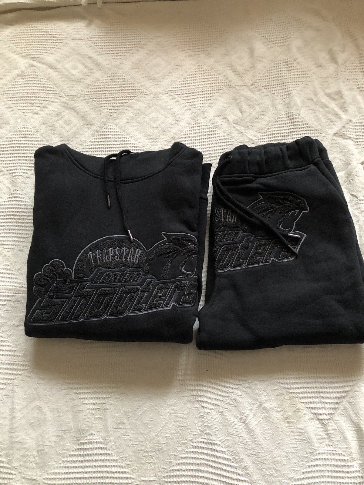 Trapstar Shooters Tracksuit Men’s Size XS Blackout *BRAND NEW WITH