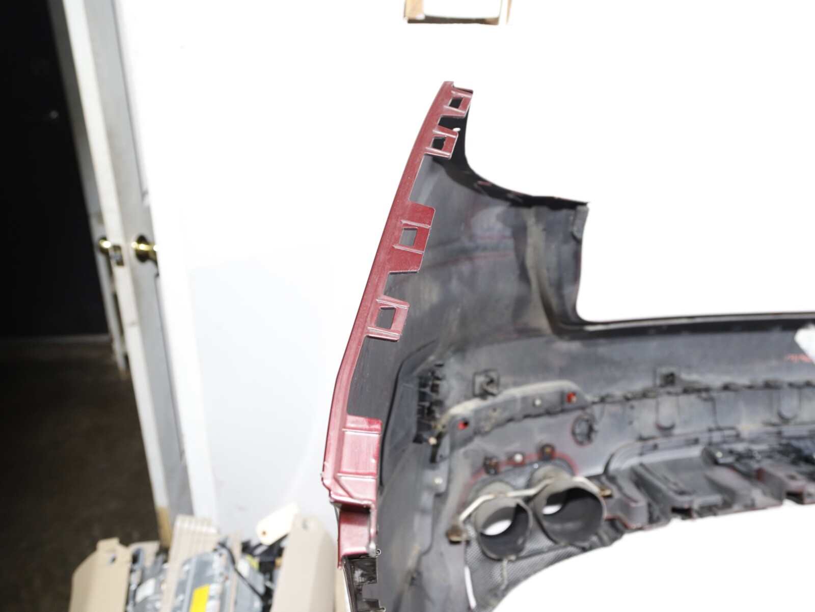 17-22 Maserati Levante M161 Rear Bumper Cover Exhaust Tips Rosso Red OEM 69k