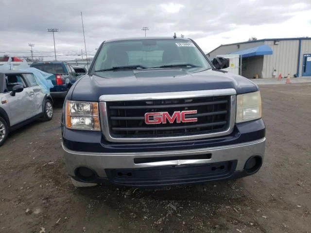 Faro derecho pasajero para camioneta Sierra 2500 07-14 189907 Foto 2 de 4