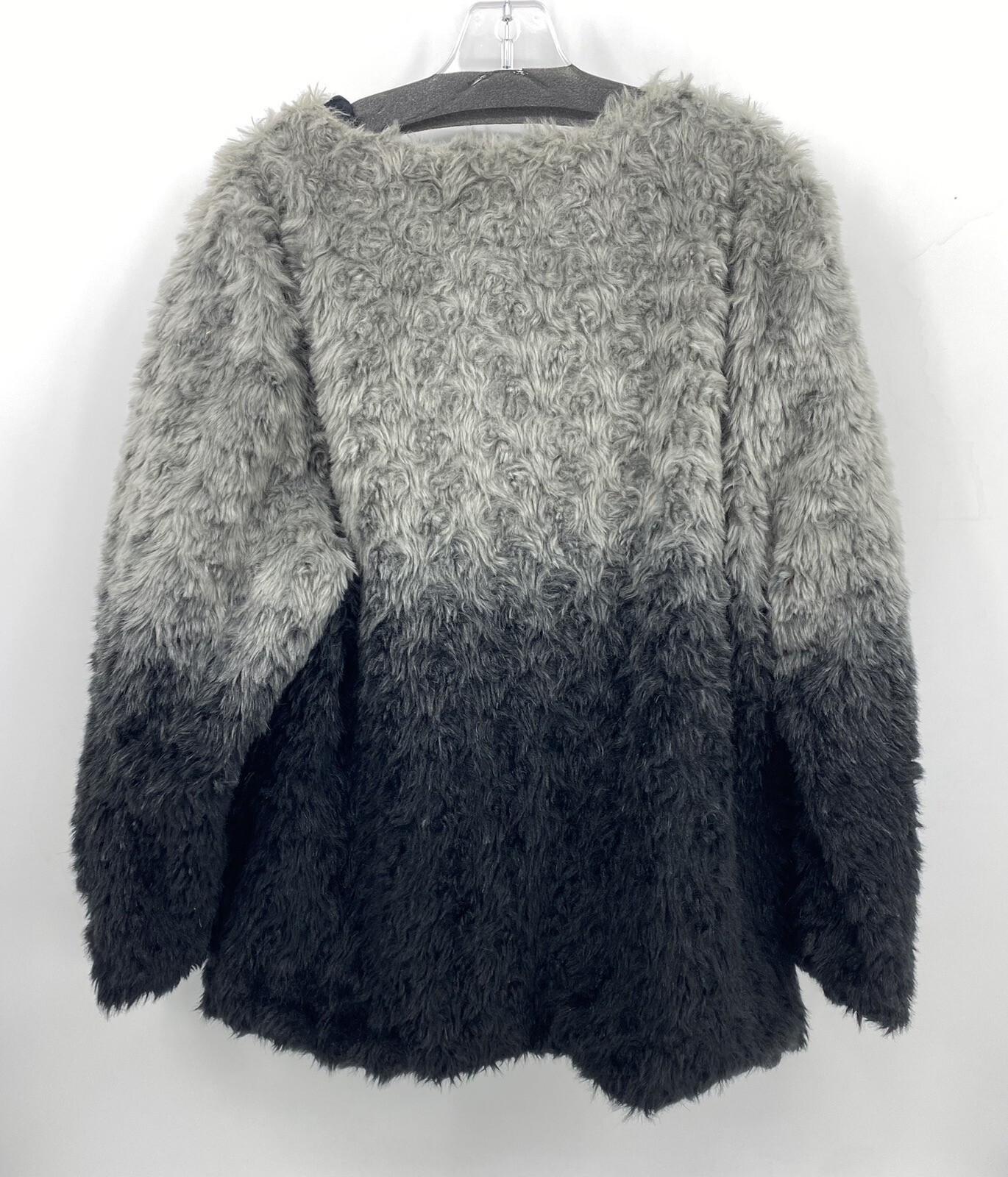 Fever Preowned Shaggy Faux Fur Jacket Black/Gray Womens XL EUC Long Sleeve Lined