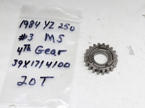 1984 84 Yamaha YZ250 YZ 250 Main Axle 4th Gear 20T 24Y-17141-00-00
