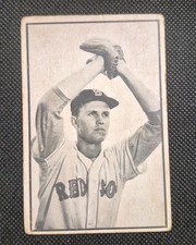 1953 Bowman Black and White #2 Willard Nixon - Boston Red Sox Creases But Nice!