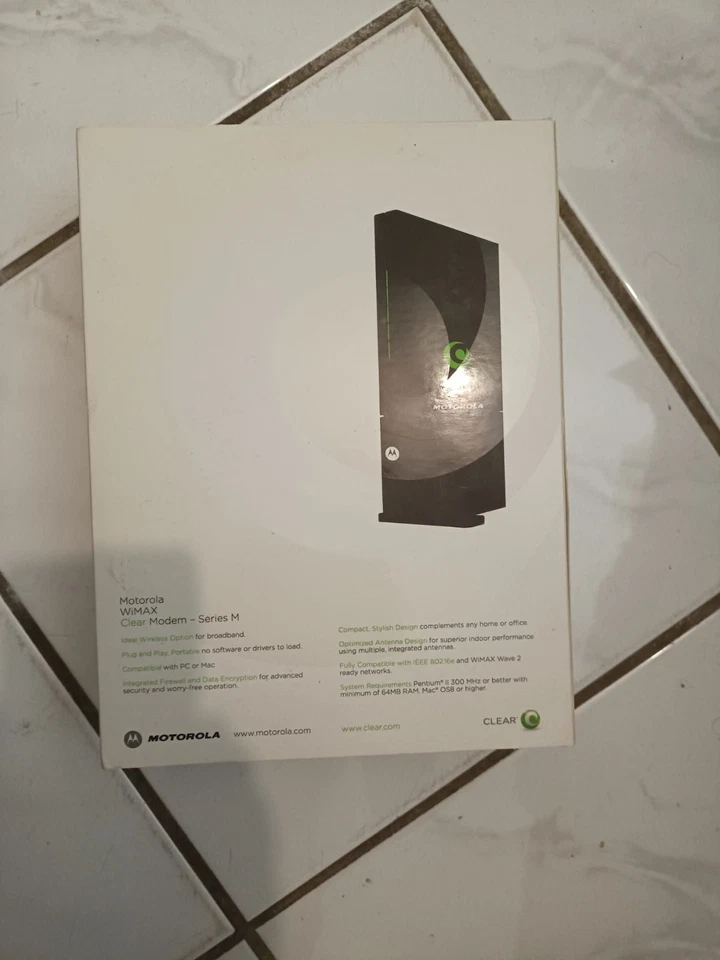 MOTOROLA WiMAX Clear MODEM SERIES M Model CPEi725 - Home or Office - HIGH SPEED - Image 3 of 3