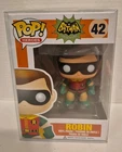 Funko Pop! Heros: DC Comics  ROBIN #42  Batman Classic Series W/ Protecter