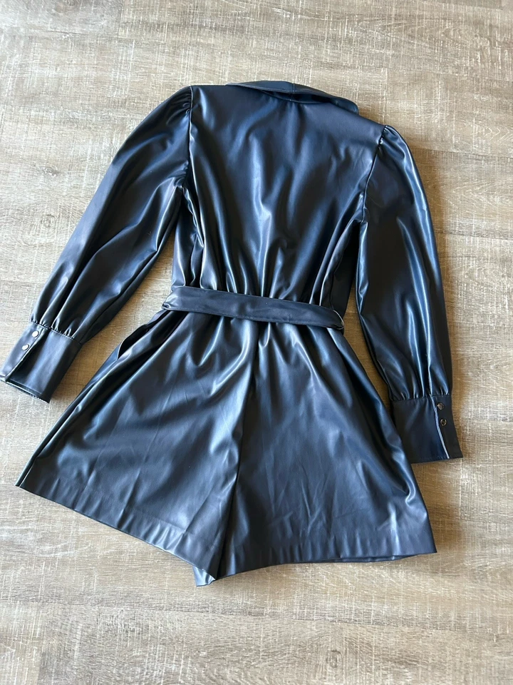 BCBG Mameluco Manga Larga Sobrepelliz Corbata Cintura Imitación Cuero Para Mujer XL Azul Marino NUEVO $128 Foto 3 de 4