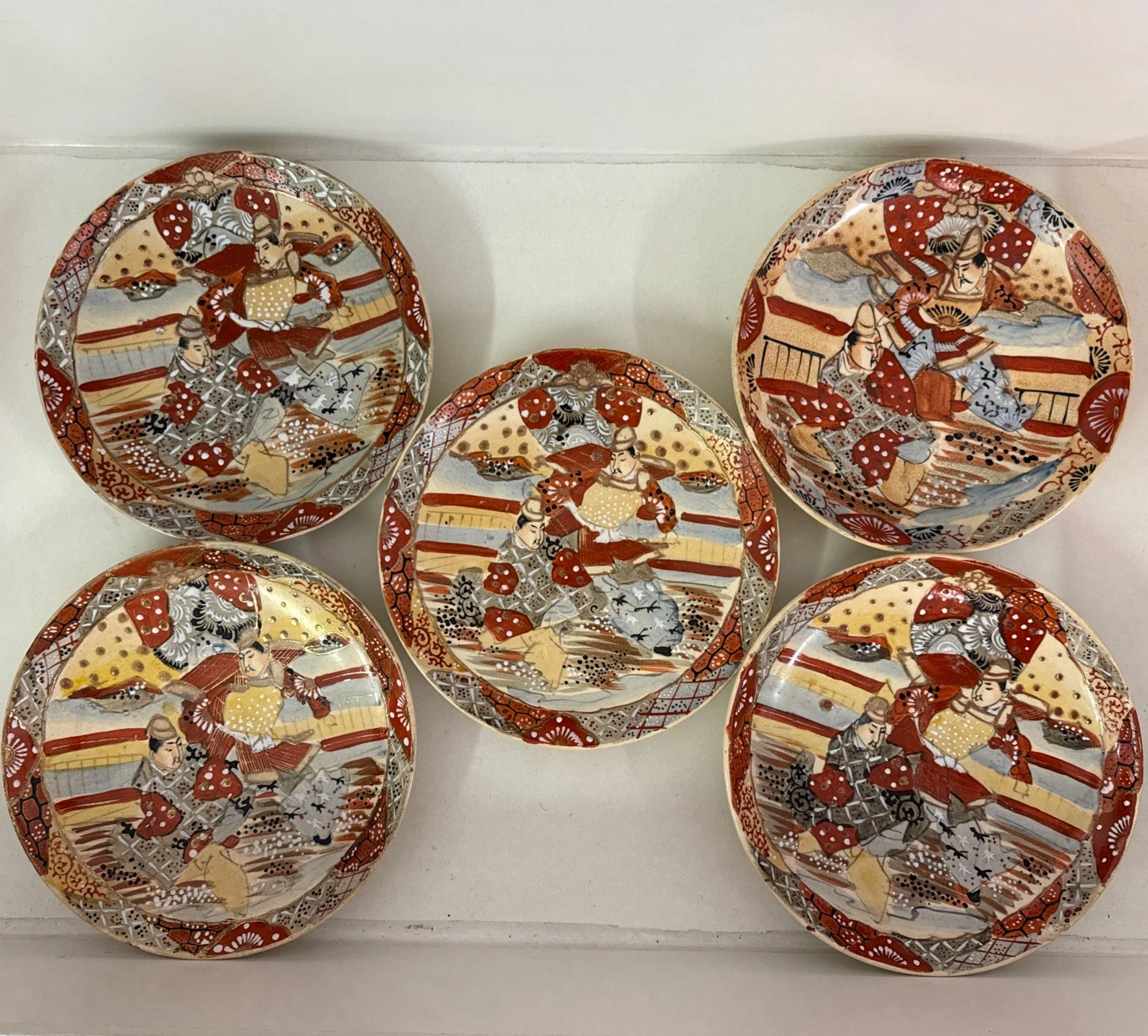 5 Assiettes Du Japon ? Chine ? Asie ? Peintes À La Main
