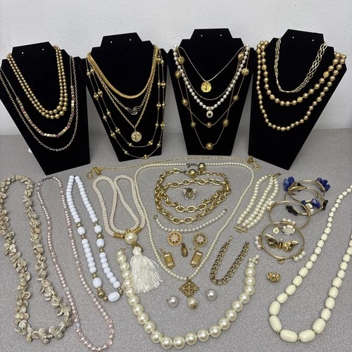 Vintage To Now Lot of 35 Gold Tone Wearable Jewelry, Bracelets, Necklaces +++