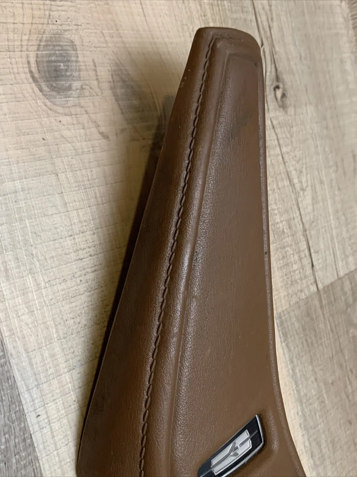 Oldsmobile Cutlass Supreme 1975-1977 volante bocina botón pad naranja Foto 2 de 4