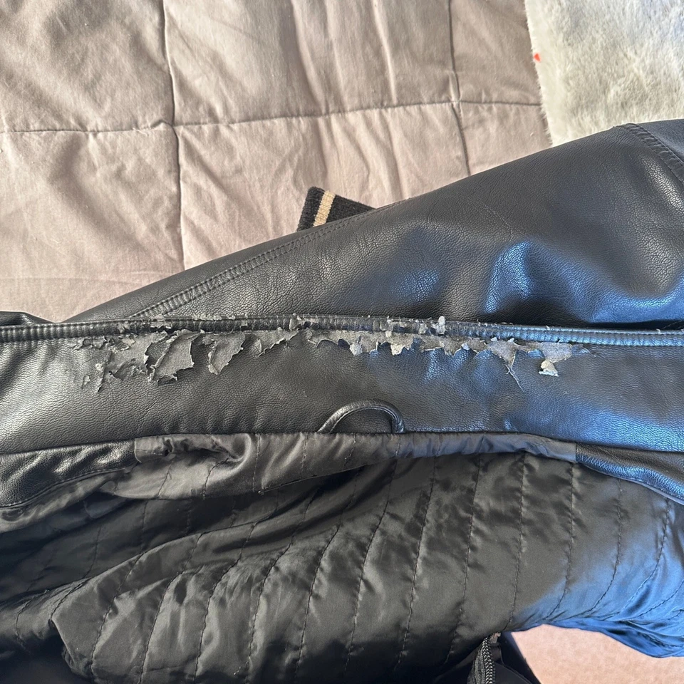 Wilsons Cycle Faux Leather Jacket Mens Medium Skull Patch FLAW Motorcycle - Image 3 of 4