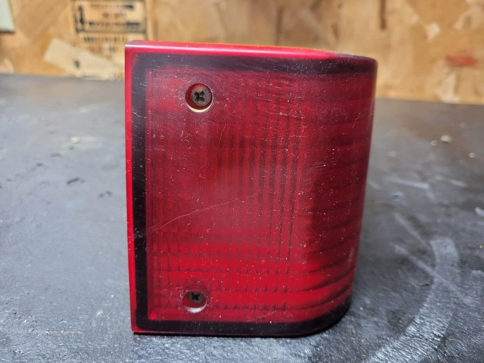 1998 Polaris XC 700 Snowmobile Rear Right Seat Reflector Taillight Assembly - Image 4 of 4