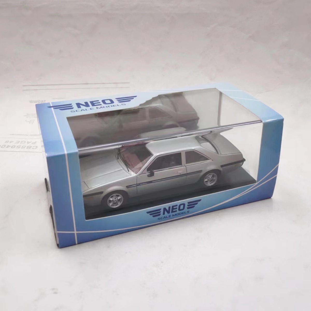 NEO 1/43 ビッター SC クーペ 1979 (ダークブラウンメタリック) NEO 1/43 ビッター SC クーペ 1979 (ダークブラウンメタリック