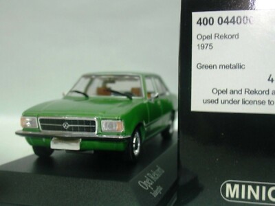 ブリキ玩具 旧バンダイ オペル OPEL REKORD SEDAN WOW EXTREMELY RARE Opel Rekord D Saloon 1975 Jude Green 1:43