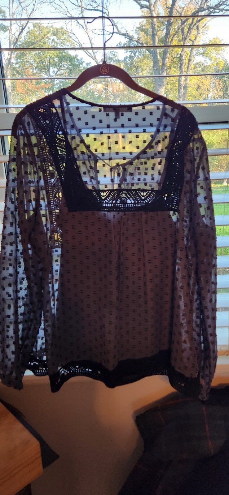 Picture 4 of 5