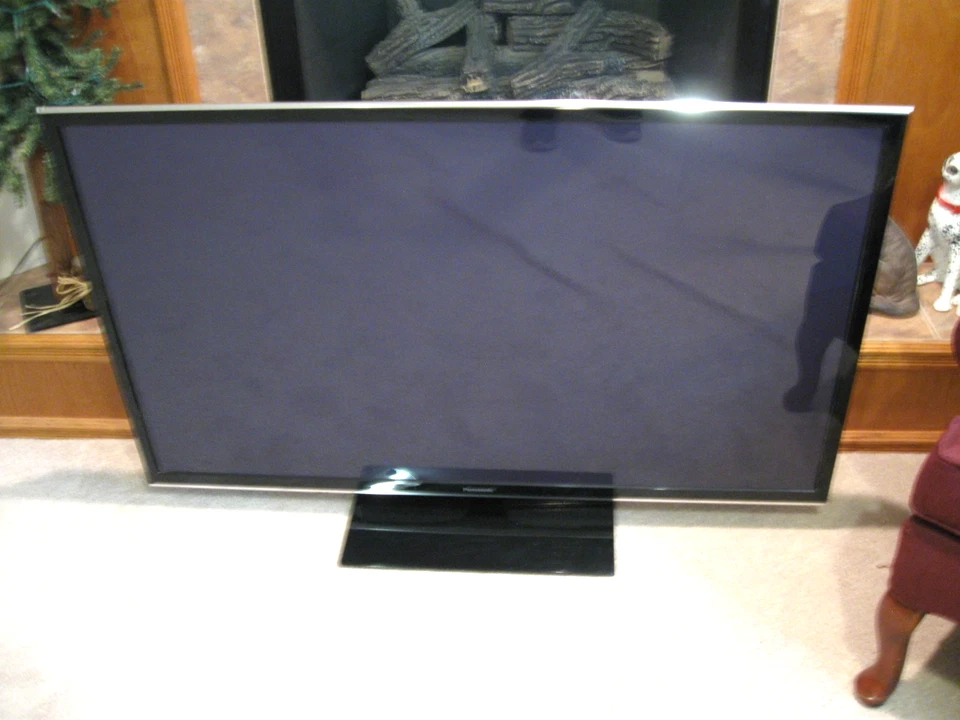Panasonic Viera 50” Plasma TV  TC-P50S60 – Excellent Picture Remote & Stand - Image 3 of 4