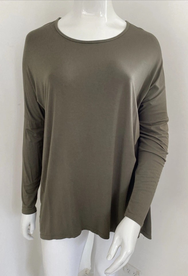Vine Apparel Winter Kaylee Tee Top Size M / L Khaki Green Oversized / Relaxed