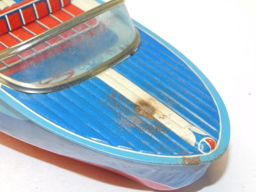 Vintage Original Japan Friction Motor Water Ski With Outboard Motor Boat In Box - Picture 11 of 17