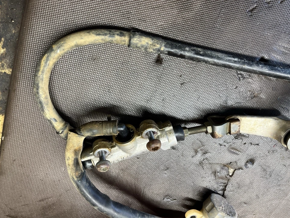 Manguera de pedal de línea de cilindro maestro de freno trasero Honda CR80RB Nissin CR85RB Foto 4 de 4