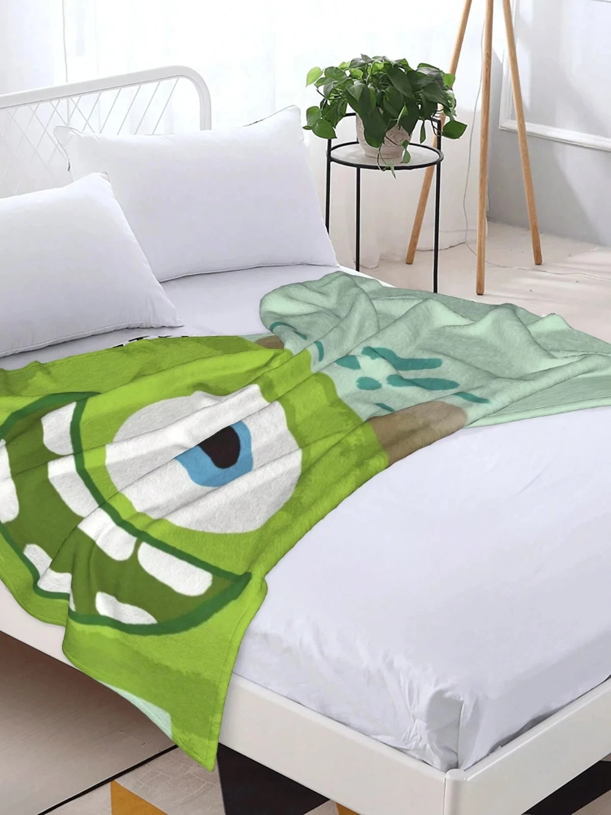 Disney Mike Wazowski Warm Fleece Blanket