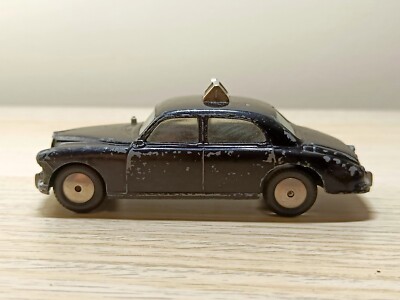 Corgi 1:43 - 1 - Coche a escala - RILEY PATHFINDER SALOON n. 205