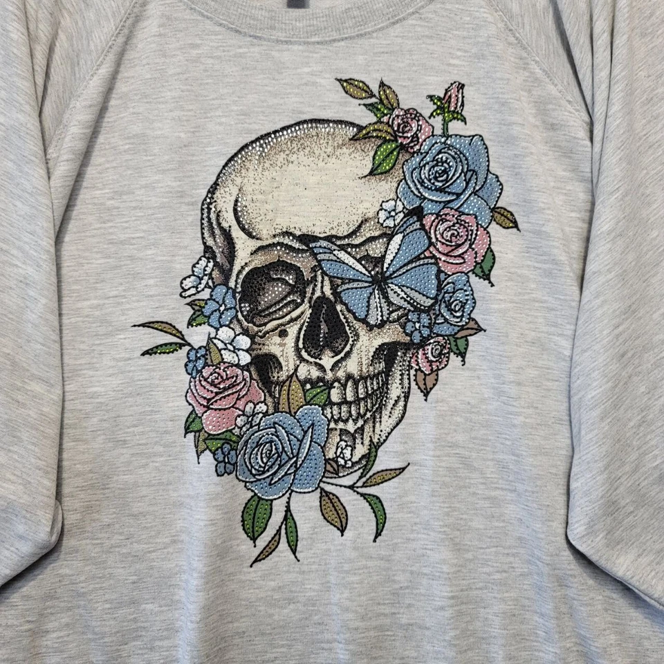 Torrid 6 Sweatshirt Womens 6X Gray Pink Blue Skull Rose Rhinestone Embellished - Image 4 of 4