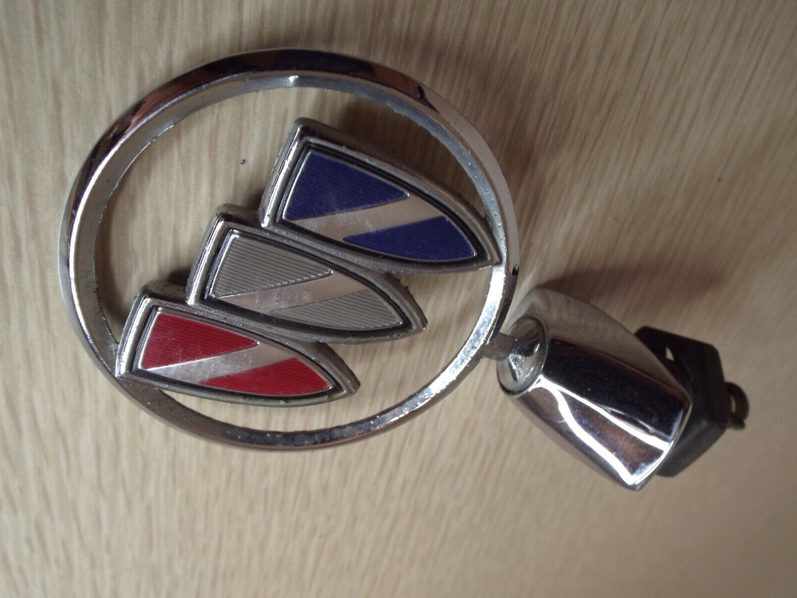 Vintage Buick Hood Grille Emblem for 1980s-90s GM Vehicles