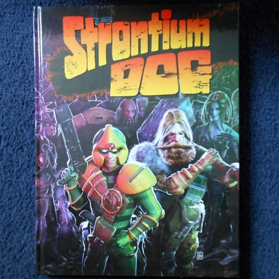 Strontium Hund 2000 n. Chr. Mongoose Reisender Rollenspiel Regelbuch RPG MGP10002
