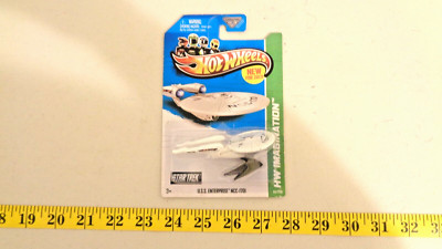 Star Trek Hot Wheels Imagination USS Enterprise 1701 Battle Damaged Mattel 2012