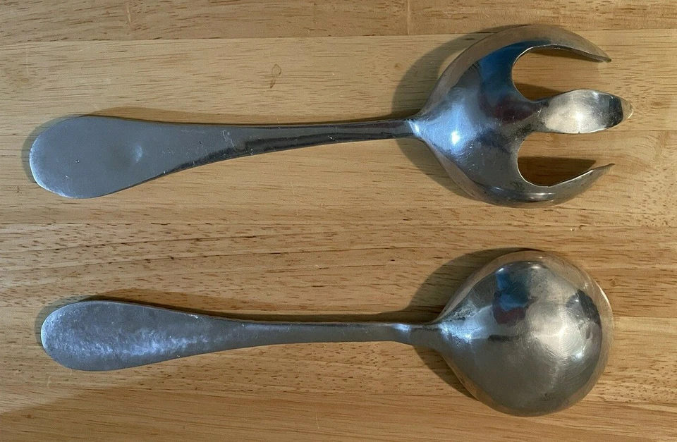 ORNATE METAL SERVING SALAD FORK and SPOON SET PEACOCK FEATHER HANDLE HEAVY - Image 2 of 4