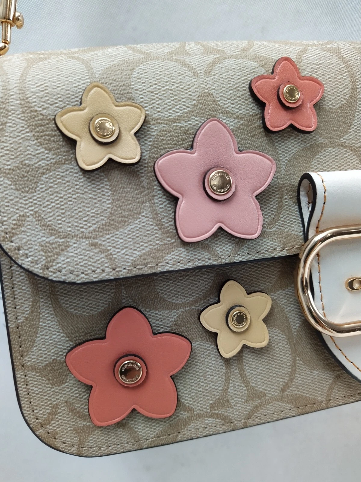 Coach Morgan in tela firmata con applique floreale a tracolla Nuova con etichette $498