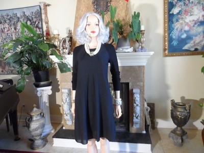 Akris Punto Black Light Wool A Line Dress w/Pleating Detail Size US 6