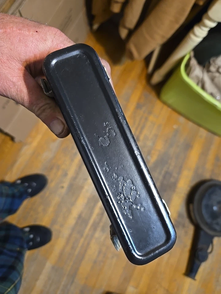 1967 1972 Chevy Truck C10 C20 Blazer AshTray Black Pickup Ash Try OEM Caminhão GMC - Imagem 2 de 4