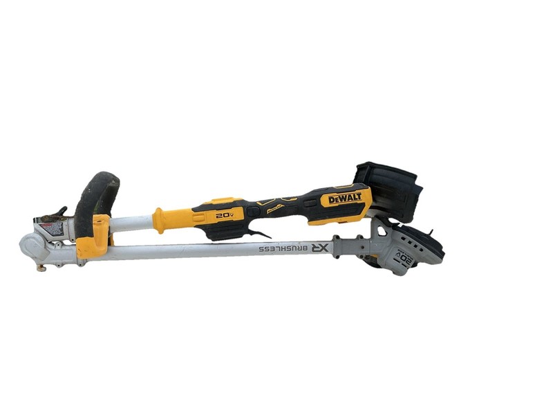 DEWALT DCST922 20V MAX 14 inch Cordless Folding String *FOR PARTS*..