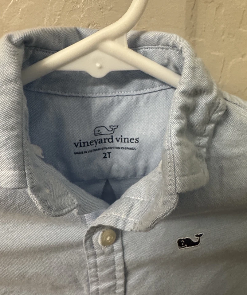 Camisa Oxford Vineyard Vines 12” P2P 15” Comprimento Logotipo Baleia Excelente Estado Usado Criança Meninos 2 - Imagem 2 de 4