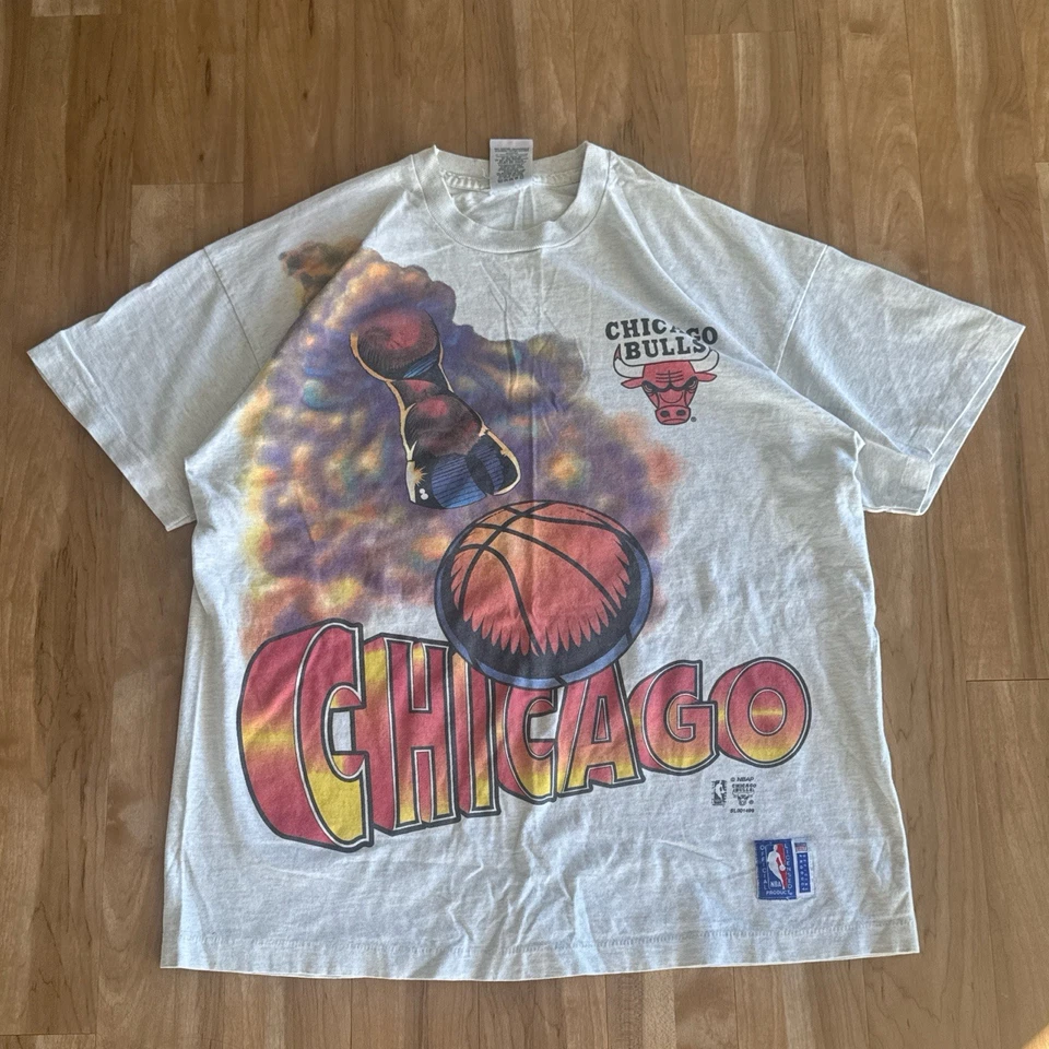 Винтажная мужская футболка Chicago Bulls 1990-е размер XL Fruit Of The Loom - Изображение 2 из 4