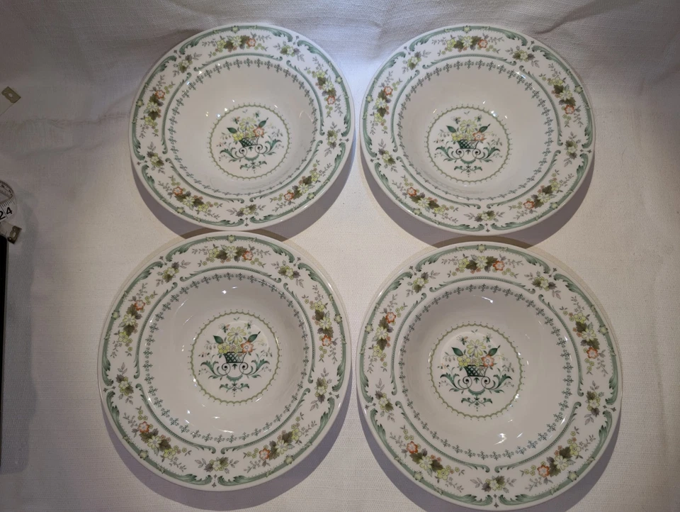 Royal Doulton "PROVENCAL" Juego de 4 cuencos de sopa con borde 8 pulgadas TC 1034 Foto 3 de 4