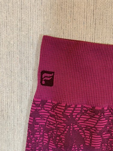 Fabletics Seamless Printed Capri Legging Jacquard size SMALL Passion Pink - Picture 4 of 7