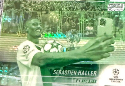 2022 Topps Stadium Chrome Green X Factor- Sebastian Haller #94 /175