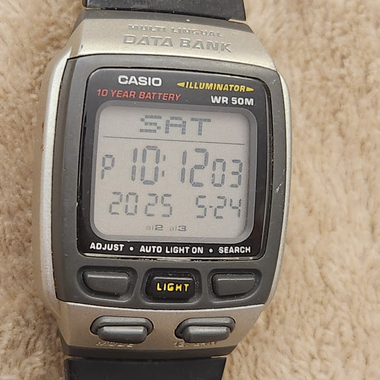 Vintage Casio Multi Lingual Databank Illuminator Quartz watch