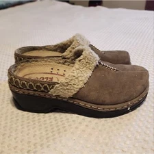 KLOGS EUC WOMEN'S SIZE 6 MAXUM BROWN SUEDE CLOG SHOES