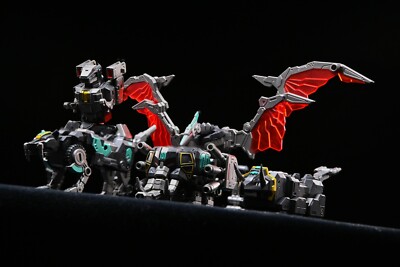 LuckyCat Microcosmos MC03B Dark Beast Lord/Dark Megazord Action Figure