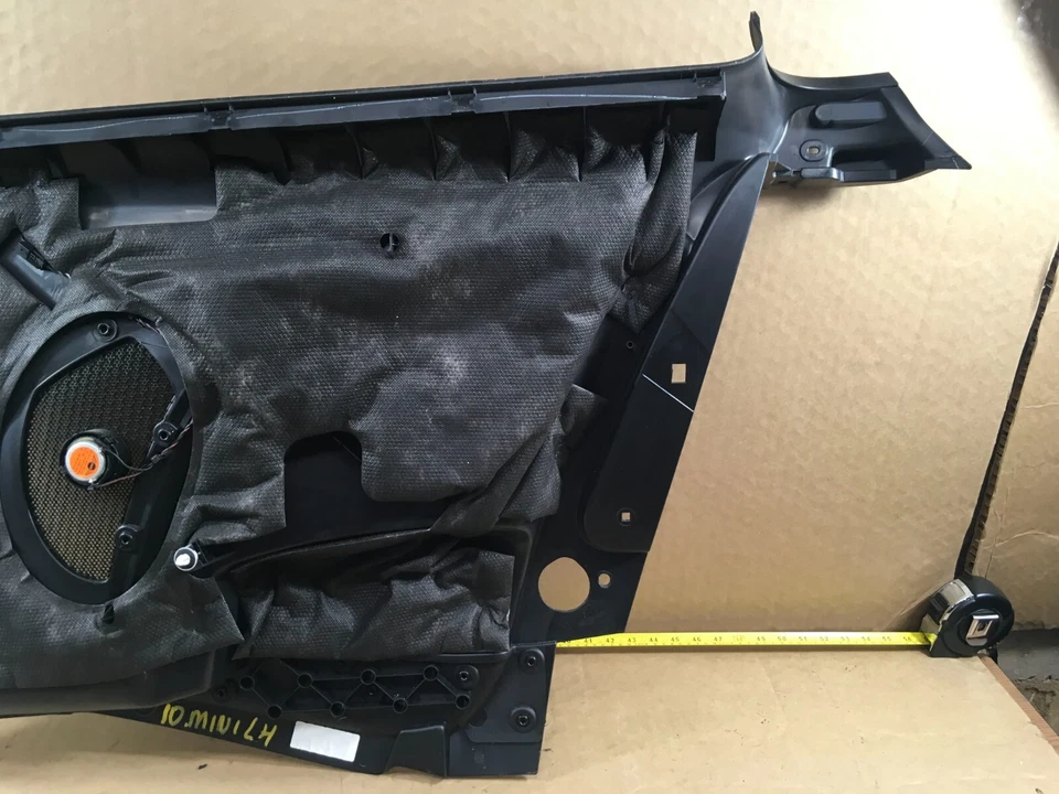 2007 - 2013 MINI COOPER R56 Rear Left Door Card Panel Black OEM . Foto 4 de 4