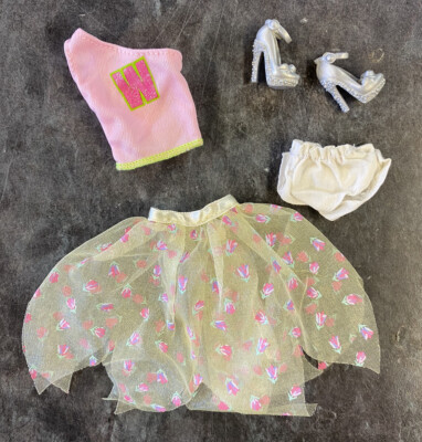 Puppen rosa Top & Netz Rock Outfit mit Schuhen für Puppen UK Verkäufer kostenloser Versand
