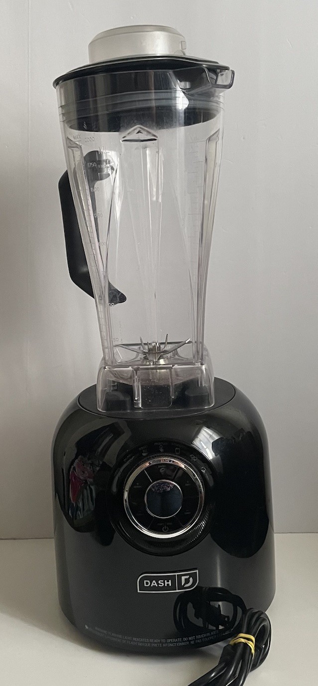 Dash Chef Series Premium DIGITAL Blender Tamper 1400W Smooth