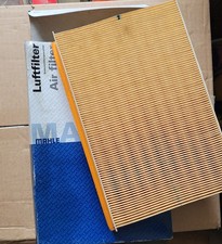 Mahle LX1570 Car Air Filter Fits FORD MAZDA