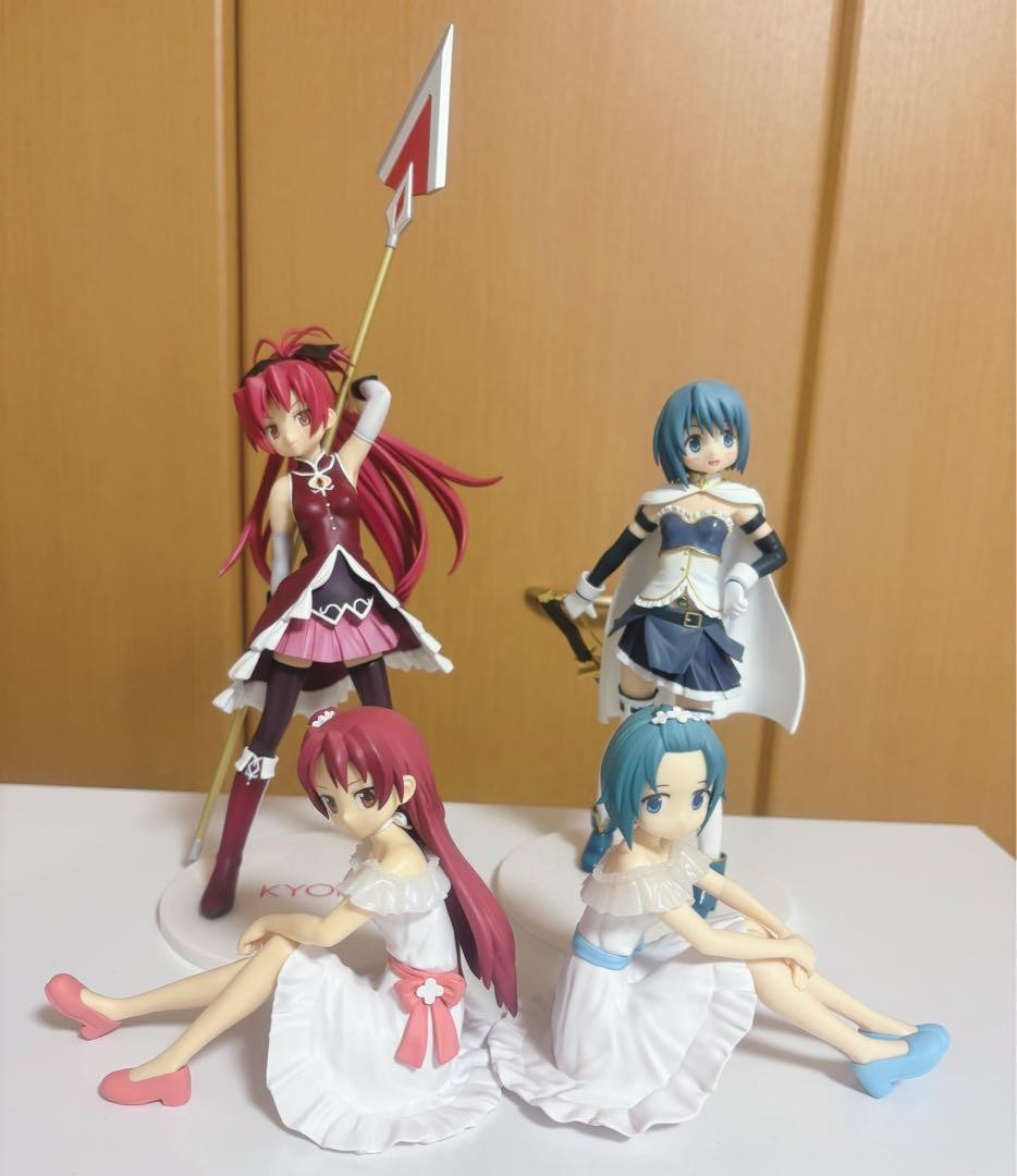 Puella Magi Madoka Magica Kyoko Sakura Sayaka Miki Figure Set Collectible Japan