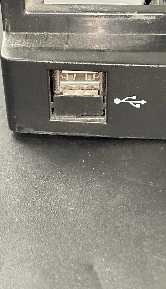 Intel SC5250-E Server Tower System Unit No Hard Drive For Parts/Repair  - Image 3 of 4