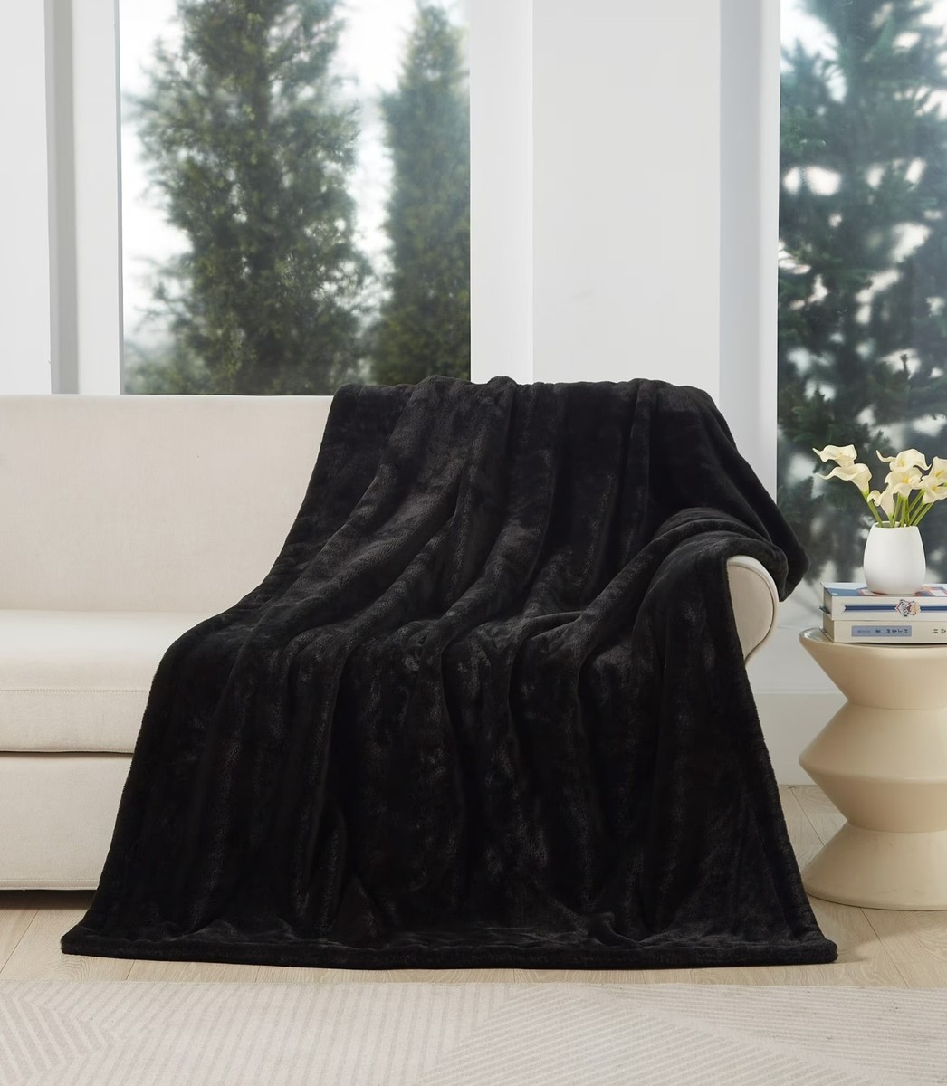 Cozy Heaven by Brookfield Oversized Cuddle Throw Faux Fur Blanket