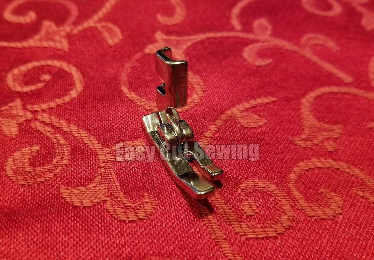 Singer Straight Regular Foot Low Shank 221,222,66,99,99k,15