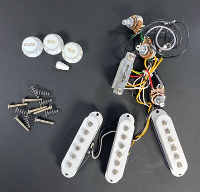 Fender Squier Wired Pickup Set SSS Fully loaded 1 Vol 2 Tone 5 way Select Knobs